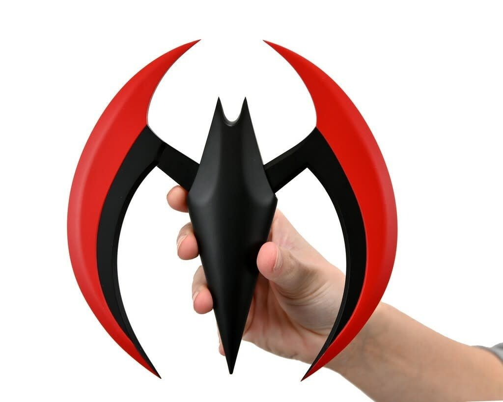 DC Comics: Batman Beyond - Batarang Red Prop Replica - Fans Geek Store
