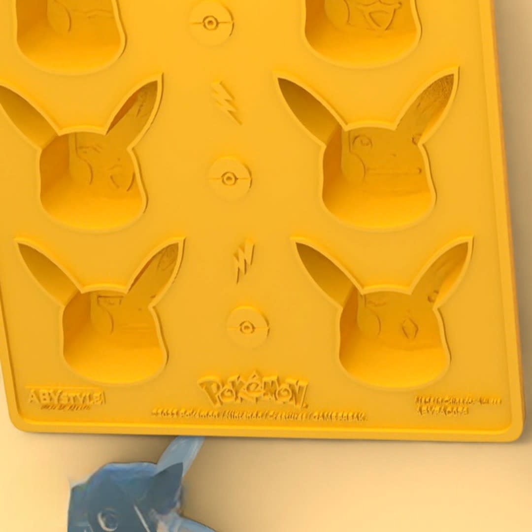 POKEMON - Ice Cube Tray Pikachu - Fans Geek Store
