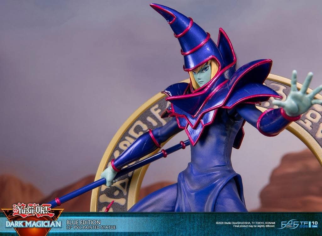 Yu - Gi - Oh: Dark Magician Blue Variant PVC Statue - Fans Geek Store