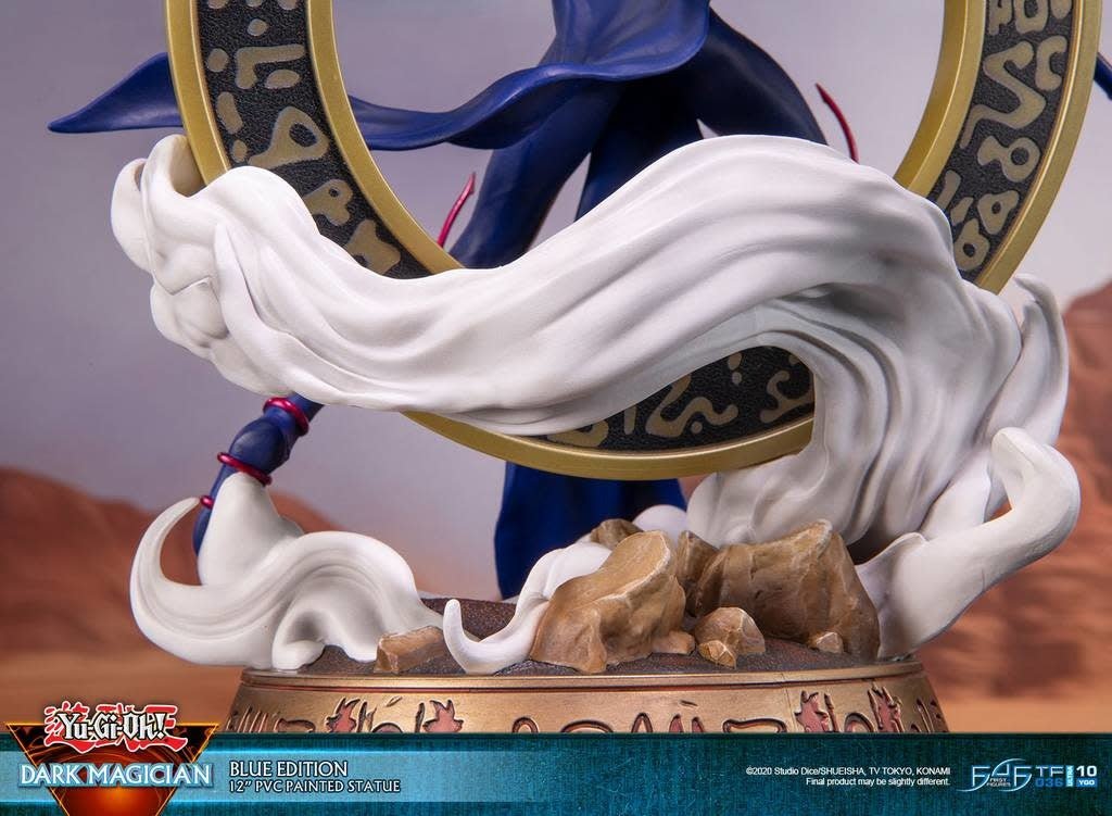 Yu - Gi - Oh: Dark Magician Blue Variant PVC Statue - Fans Geek Store