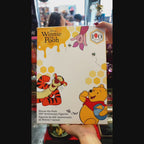 Disney Winnie The Pooh 100 Jaar Rainbow Figurine – Limited Edition 1/1000