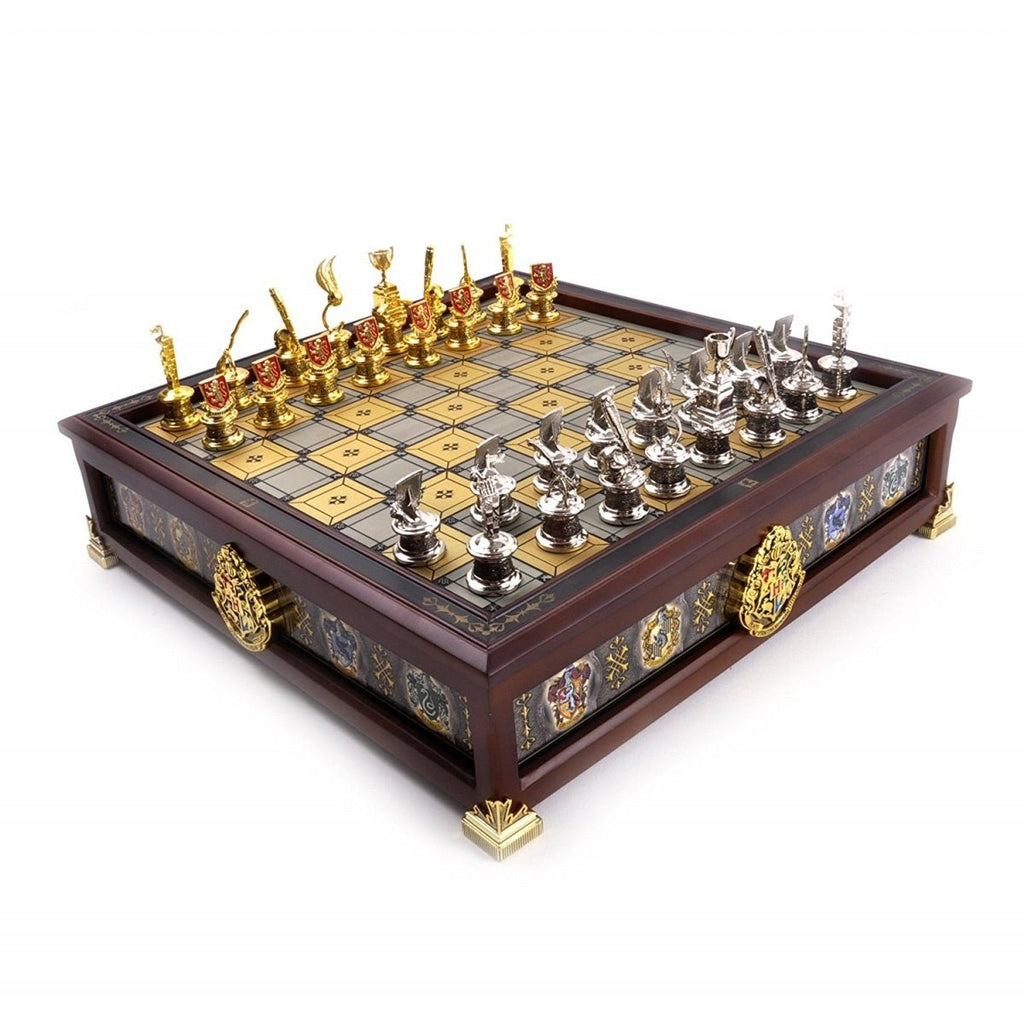 Harry Potter: Hogwarts Houses Quidditch Chess Set - Fans Geek Store