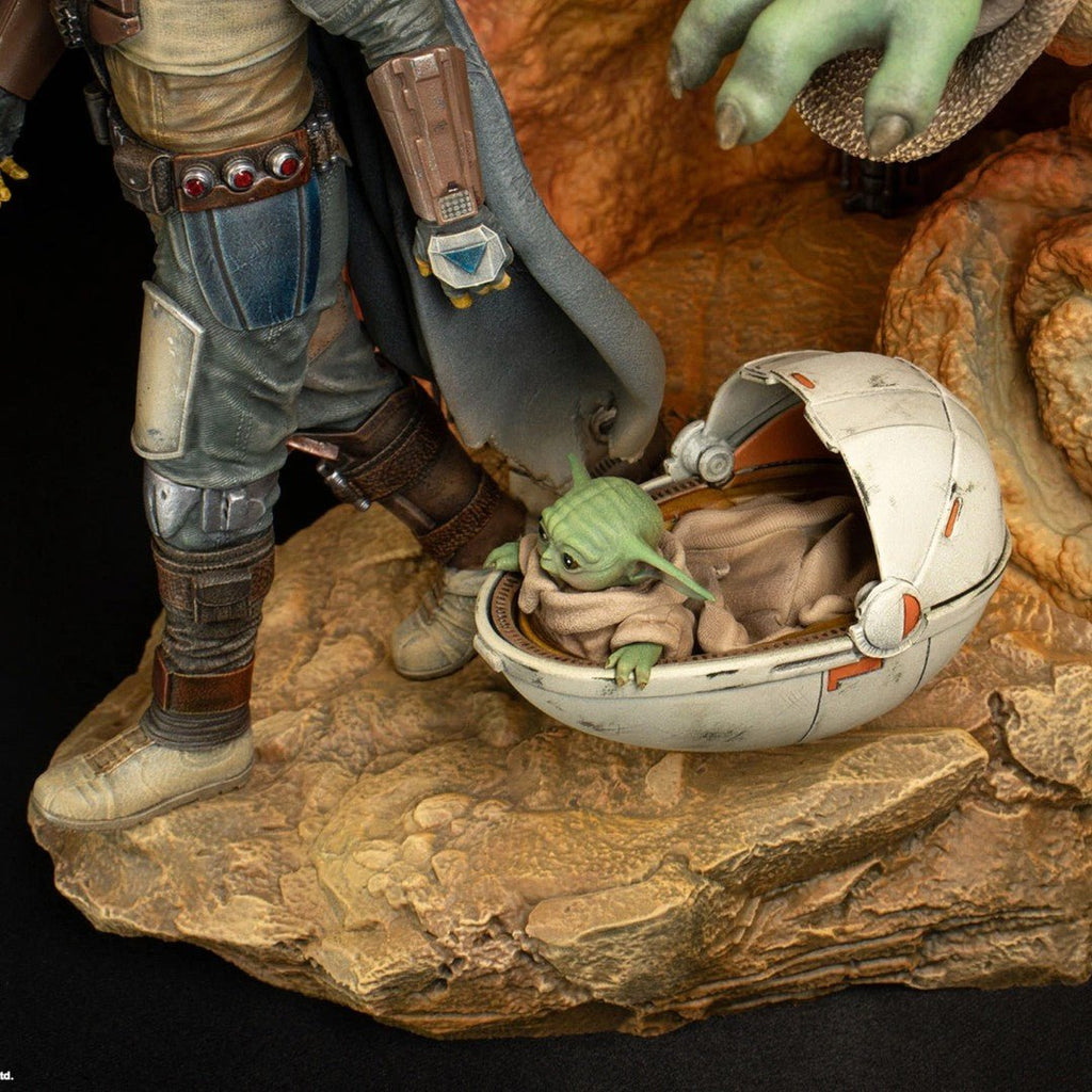 Star Wars: The Mandalorian Fine Art Bust 41 cm - Fans Geek Storeproduct_typePremium Collectibles Studio