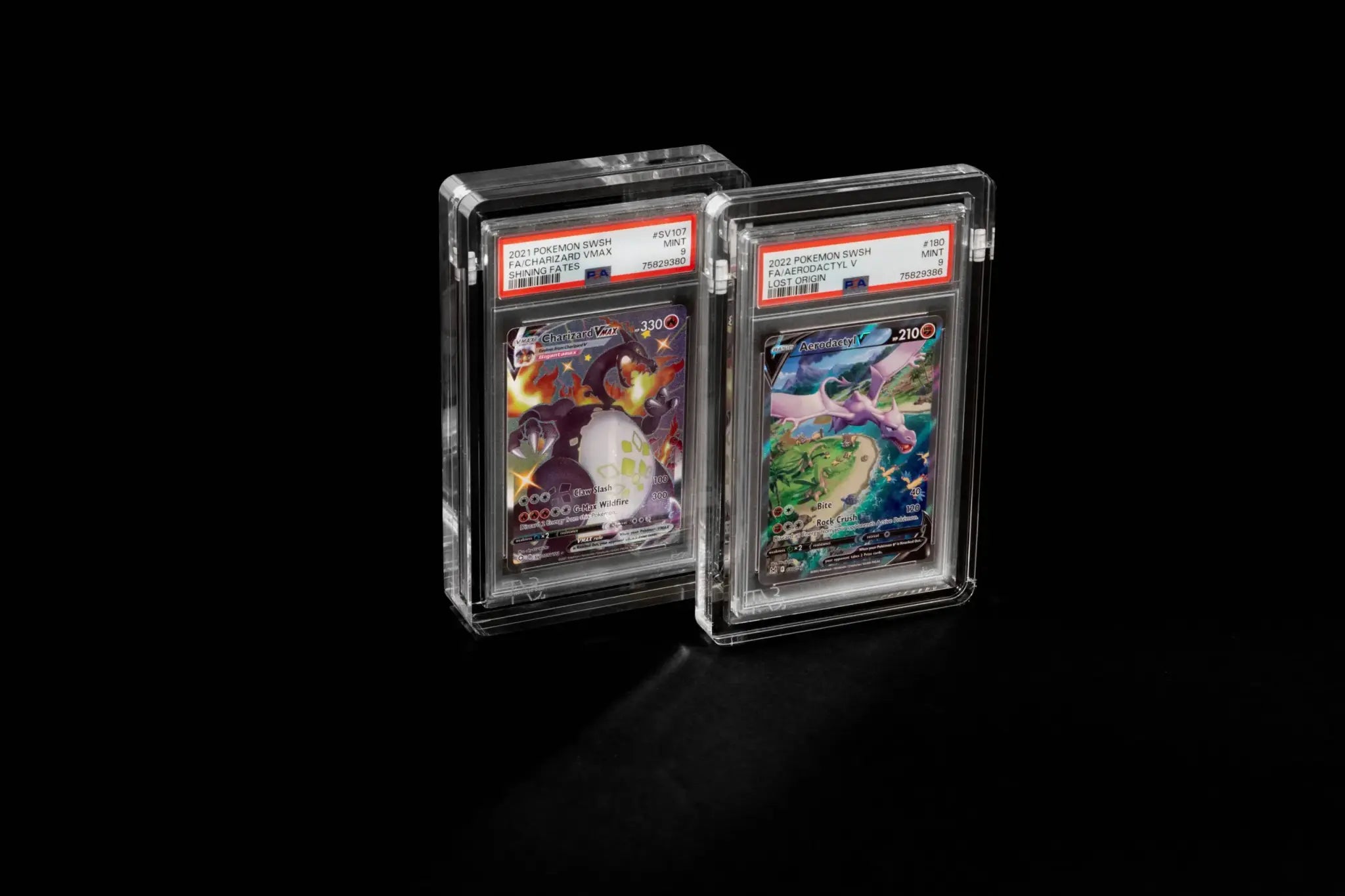 The Graded Card Display - Fans Geek Store