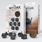 The Witcher dobbelsteenset Geralt zilveren zwaard zwart en zilver - Fans Geek Storeproduct_typeCardshouse