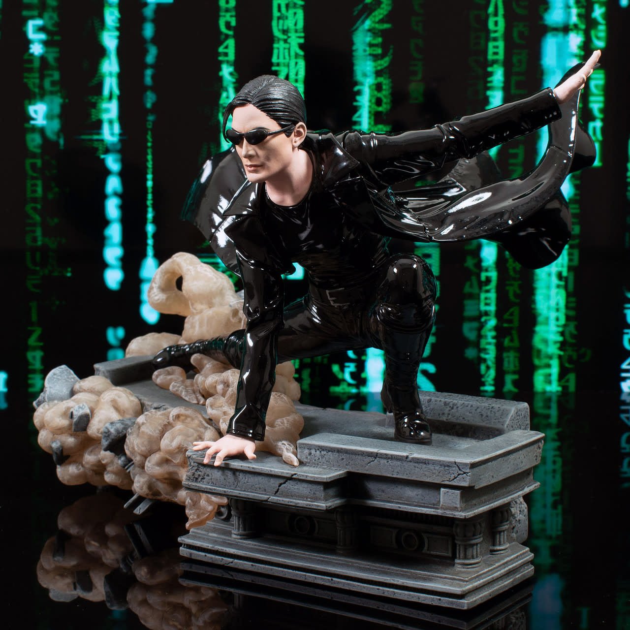 The Matrix Gallery: Trinity PVC Statue - Fans Geek Store