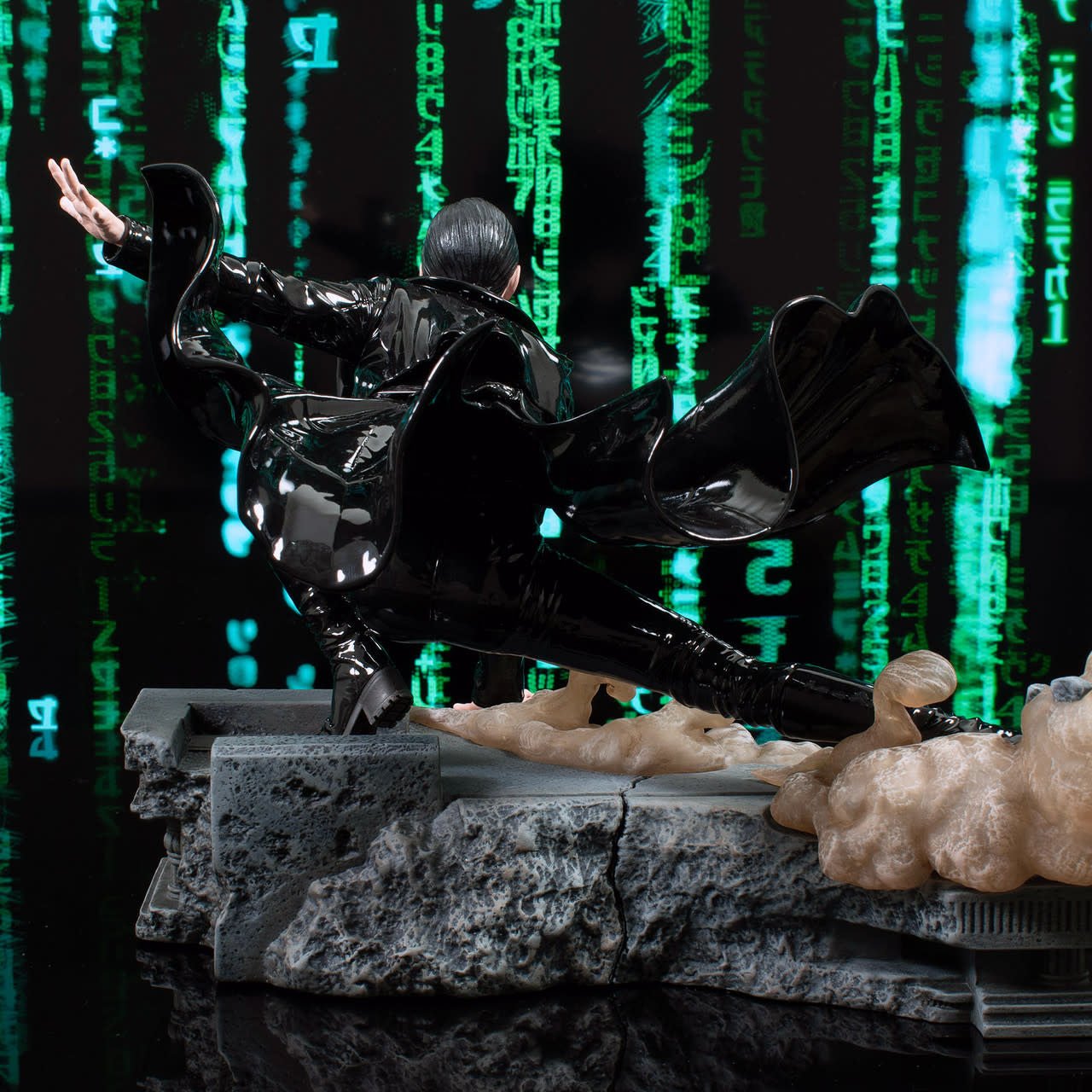 The Matrix Gallery: Trinity PVC Statue - Fans Geek Store