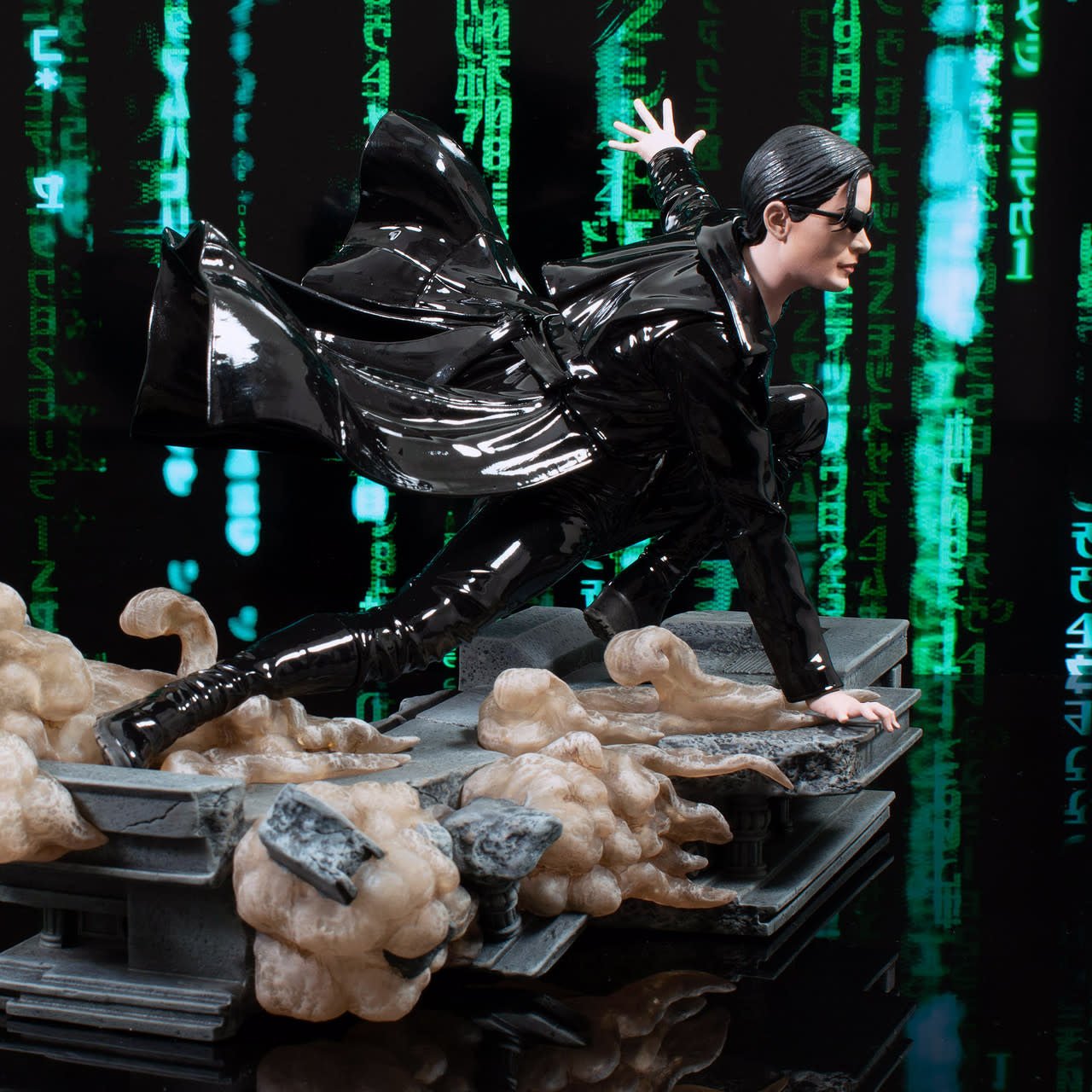 The Matrix Gallery: Trinity PVC Statue - Fans Geek Store