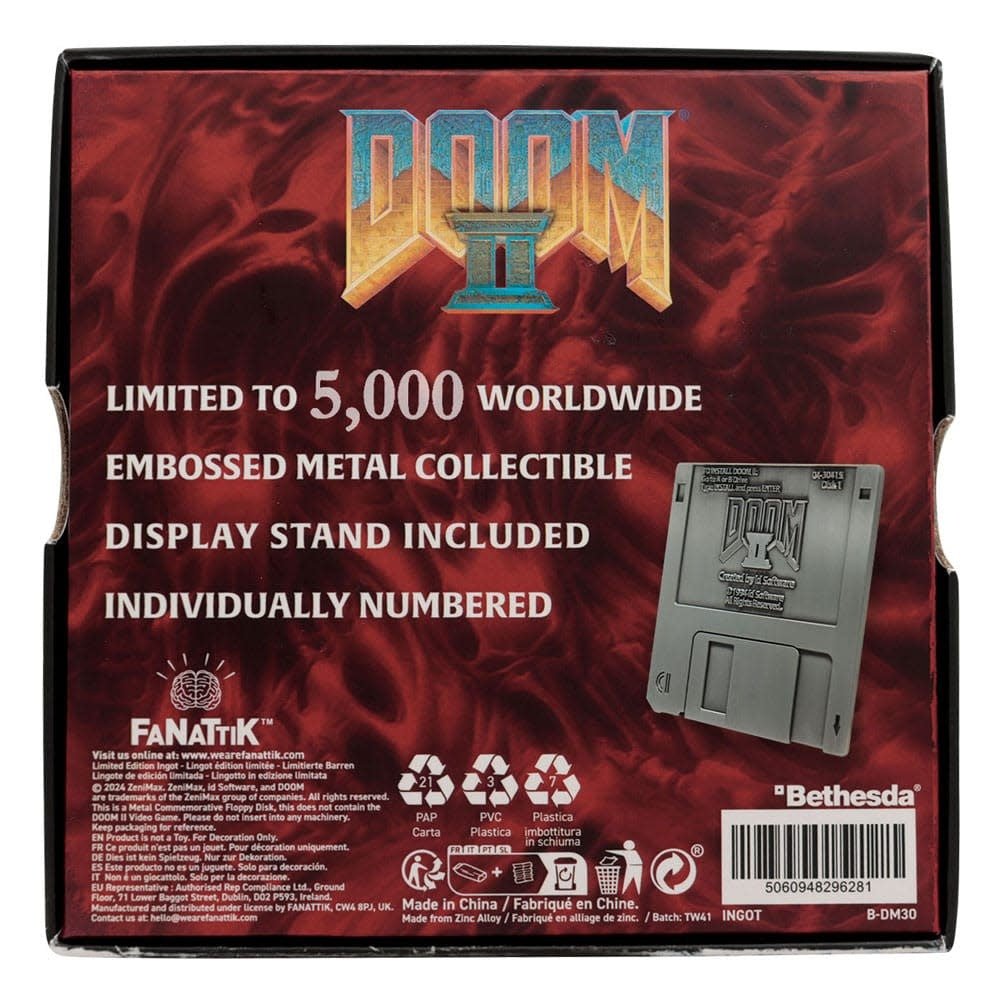 DOOM II – Replica “Arena Floppy Disk” Limited Edition (FaNaTtik) – met display stand - Fans Geek Store