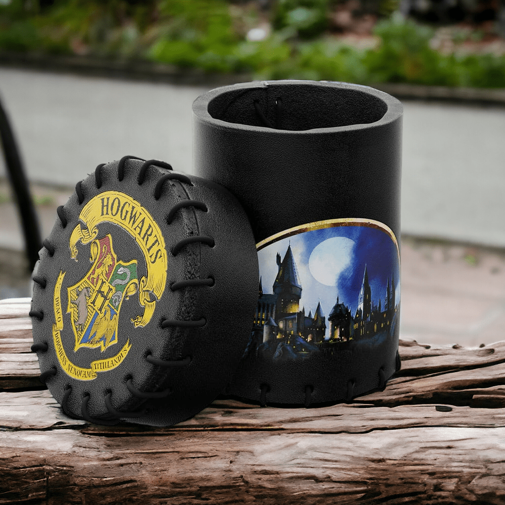 Harry Potter Dice Cup Hogwarts - Fans Geek Store