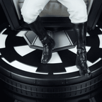 Star Wars Premium Format Figure Grand Admiral Thrawn 43 cm - Fans Geek Store